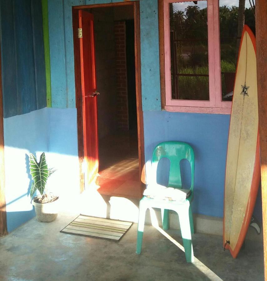 Salty Dog Hostel Telukdalem Exterior foto