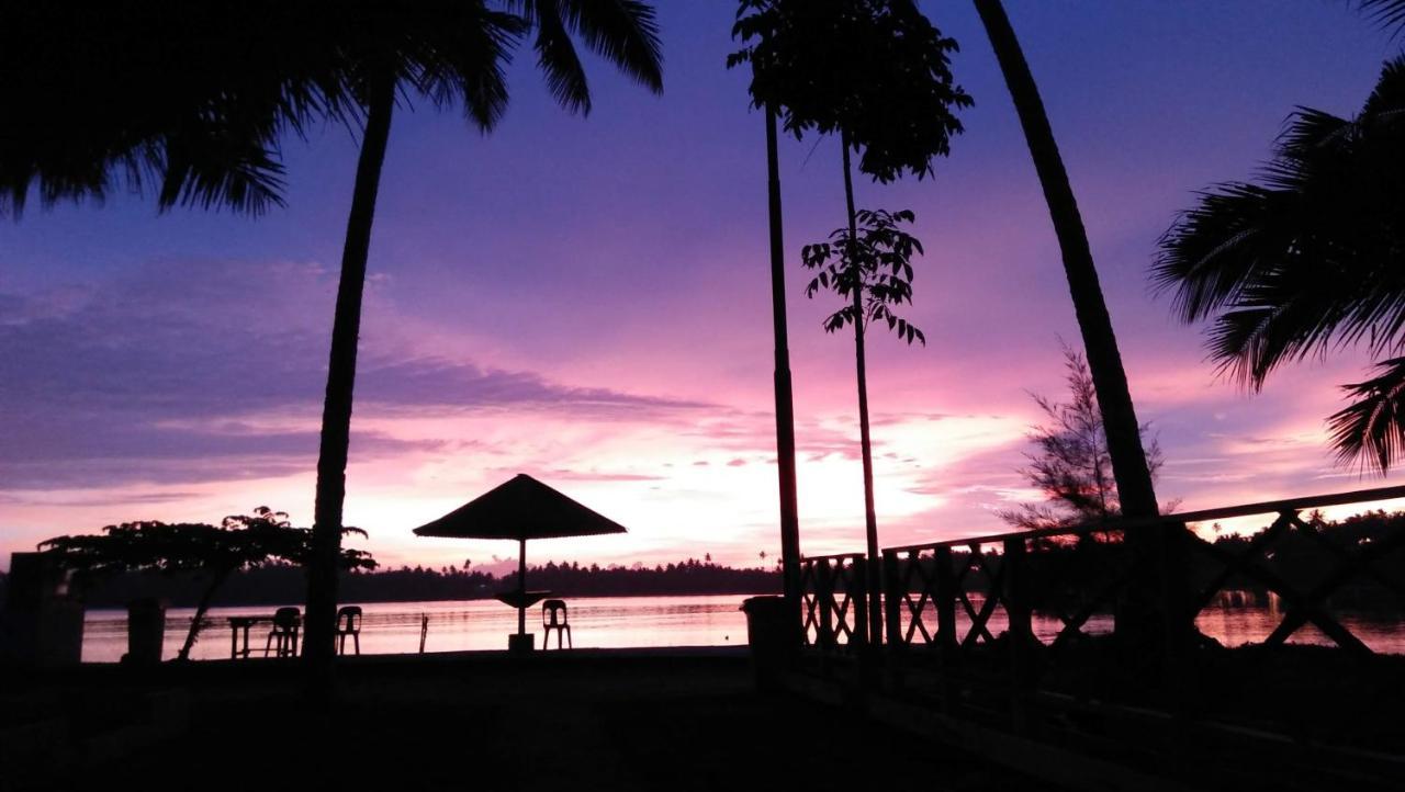 Salty Dog Hostel Telukdalem Exterior foto